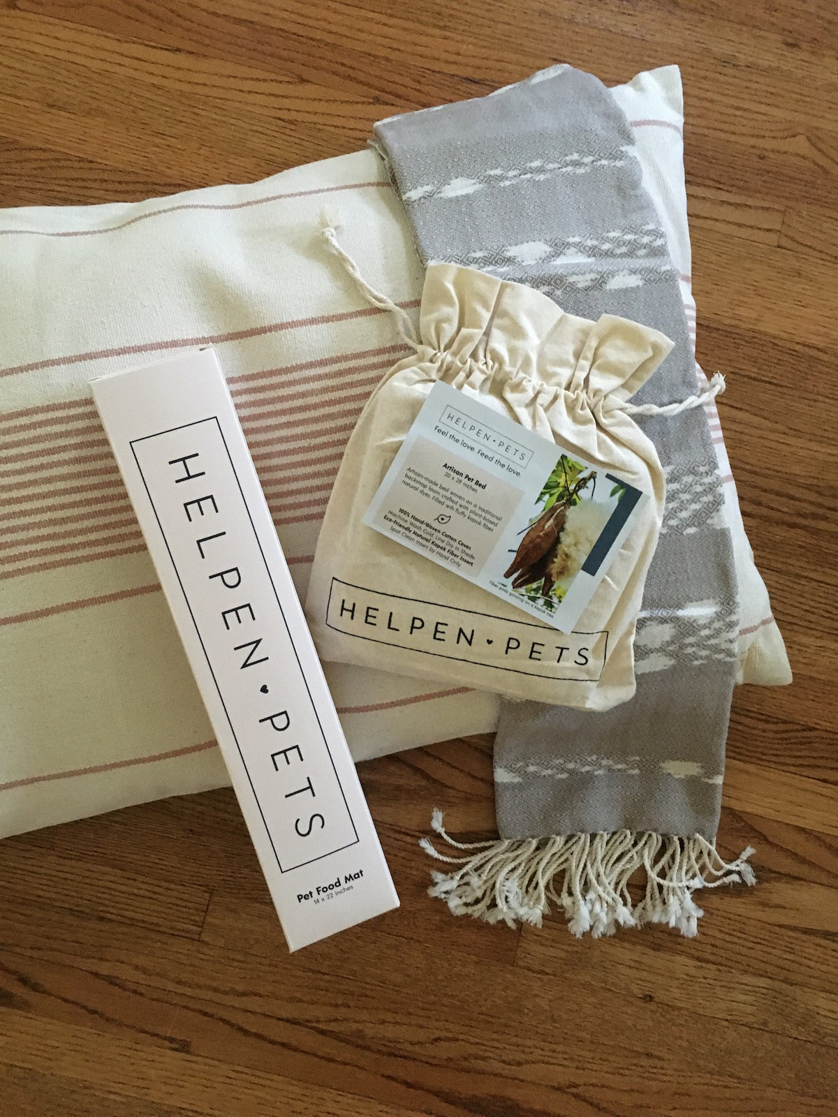 Artisan Made Feeding Rug | Helpen Pets